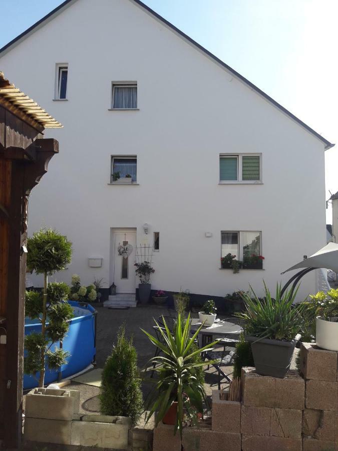 Kaisersesch Gemuetliche Zimmer מראה חיצוני תמונה